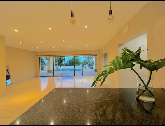 4 BEDROOM HOUSE FOR SALE IN FREELAND PARK